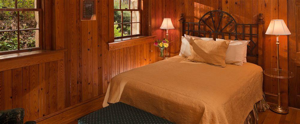 Lodge On Lake Lure Exterior foto